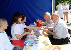 Studenci Uniwersytetu Medycznego mieszkańcom Lublina 